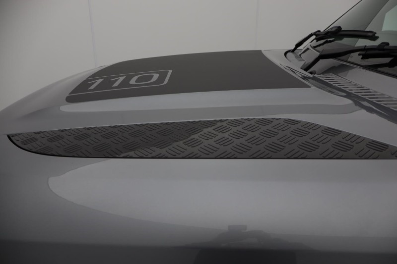 2023 (73) LAND ROVER DEFENDER 3.0 D250 X-Dynamic HSE 110 5dr Auto 4738669