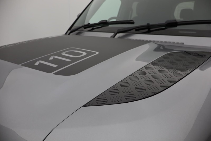 2023 (73) LAND ROVER DEFENDER 3.0 D250 X-Dynamic HSE 110 5dr Auto 4738667