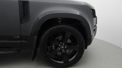 2023 (73) LAND ROVER DEFENDER 5.0 P525 V8 Carpathian Edition 110 5dr Auto 4698164