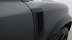 2023 (73) LAND ROVER DEFENDER 5.0 P525 V8 Carpathian Edition 110 5dr Auto 4698163