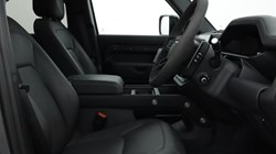 2023 (73) LAND ROVER DEFENDER 5.0 P525 V8 Carpathian Edition 110 5dr Auto 4698183