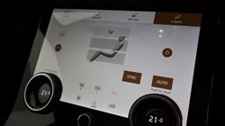 2021 (21) LAND ROVER RANGE ROVER VELAR 2.0 D200 R-Dynamic SE 5dr Auto 4736622