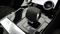 2021 (21) LAND ROVER RANGE ROVER VELAR 2.0 D200 R-Dynamic SE 5dr Auto 4736630