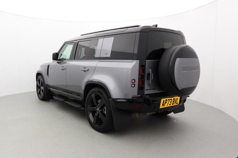 2023 (73) LAND ROVER DEFENDER 3.0 D300 X-Dynamic HSE 110 5dr Auto