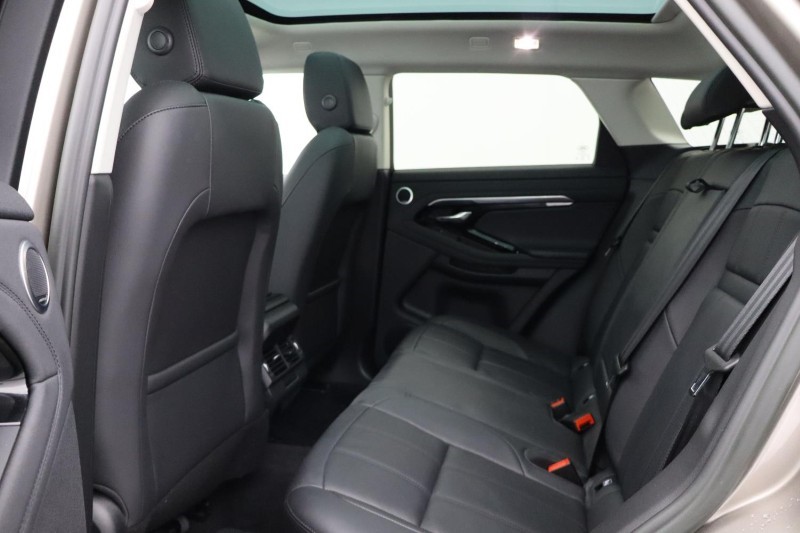 2022 (22) LAND ROVER RANGE ROVER EVOQUE 2.0 D200 R-Dynamic SE 5dr Auto 4755621