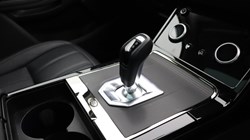 2022 (22) LAND ROVER RANGE ROVER EVOQUE 2.0 D200 R-Dynamic SE 5dr Auto 4755649