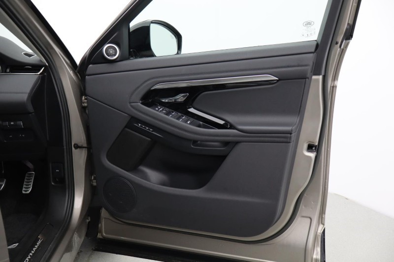 2022 (22) LAND ROVER RANGE ROVER EVOQUE 2.0 D200 R-Dynamic SE 5dr Auto 4755640