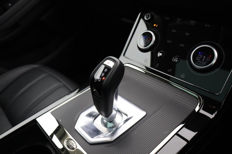 2022 (22) LAND ROVER RANGE ROVER EVOQUE 2.0 D200 R-Dynamic SE 5dr Auto 4755655