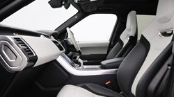 2022 (22) LAND ROVER RANGE ROVER SPORT 5.0 P575 S/C SVR Carbon Edition 5dr Auto 4756376