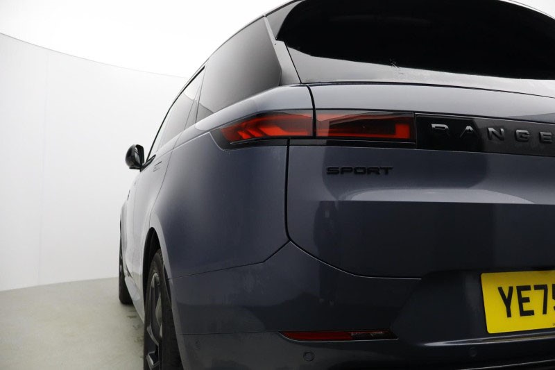 2025 (75) LAND ROVER RANGE ROVER SPORT 3.0 D300 Dynamic SE 5dr Auto 5308298