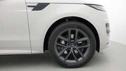 2025 (75) LAND ROVER RANGE ROVER SPORT 3.0 P460e Dynamic SE 5dr Auto 5155555