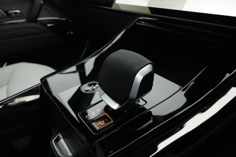 2025 (75) LAND ROVER RANGE ROVER SPORT 3.0 P460e Dynamic SE 5dr Auto 5155589