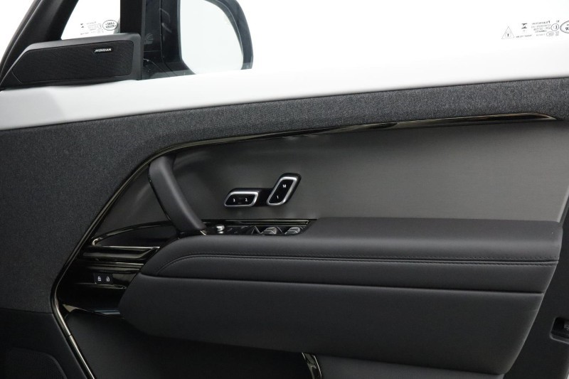 2025 (75) LAND ROVER RANGE ROVER SPORT 3.0 P460e Dynamic SE 5dr Auto 5155578