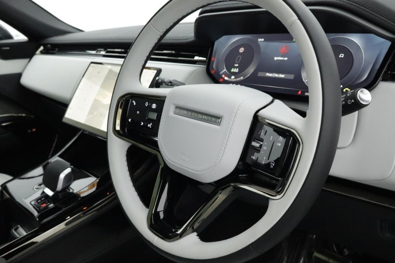 2025 (75) LAND ROVER RANGE ROVER SPORT 3.0 P460e Dynamic SE 5dr Auto 5155586