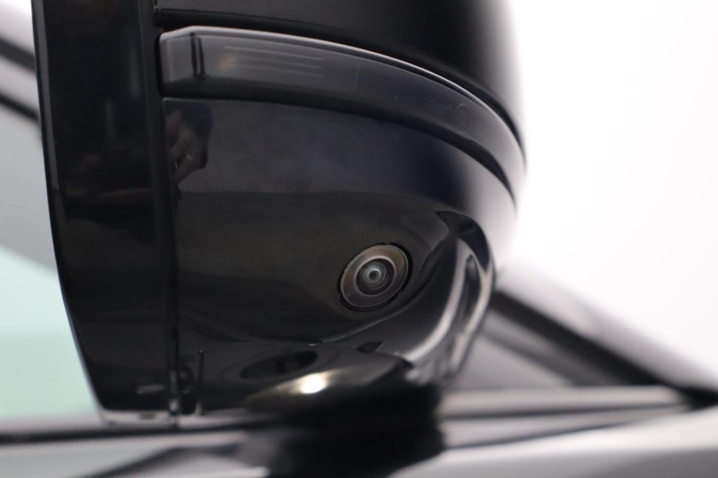 2025 (75) LAND ROVER RANGE ROVER VELAR 2.0 D200 MHEV Dynamic SE 5dr Auto 5180075