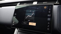 2025 (75) LAND ROVER RANGE ROVER VELAR 2.0 D200 MHEV Dynamic SE 5dr Auto 5180100