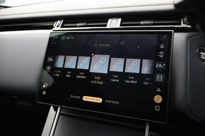 2025 (75) LAND ROVER RANGE ROVER VELAR 2.0 D200 MHEV Dynamic SE 5dr Auto 5180097