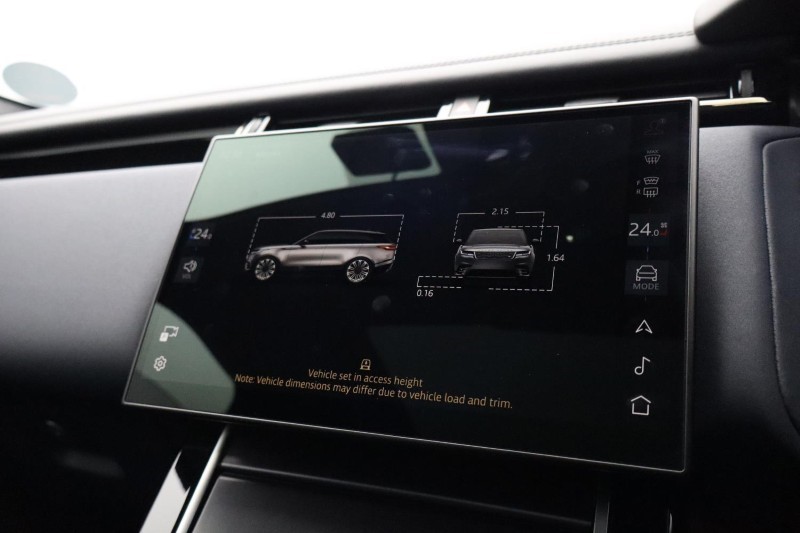 2025 (75) LAND ROVER RANGE ROVER VELAR 2.0 D200 MHEV Dynamic SE 5dr Auto 5180102