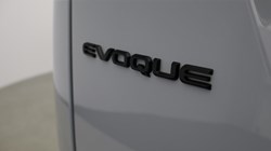 2025 (75) LAND ROVER RANGE ROVER EVOQUE 2.0 D200 Dynamic SE 5dr Auto 5564838