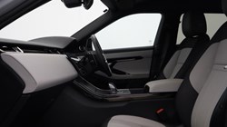 2025 (75) LAND ROVER RANGE ROVER EVOQUE 2.0 D200 Dynamic SE 5dr Auto 5564844