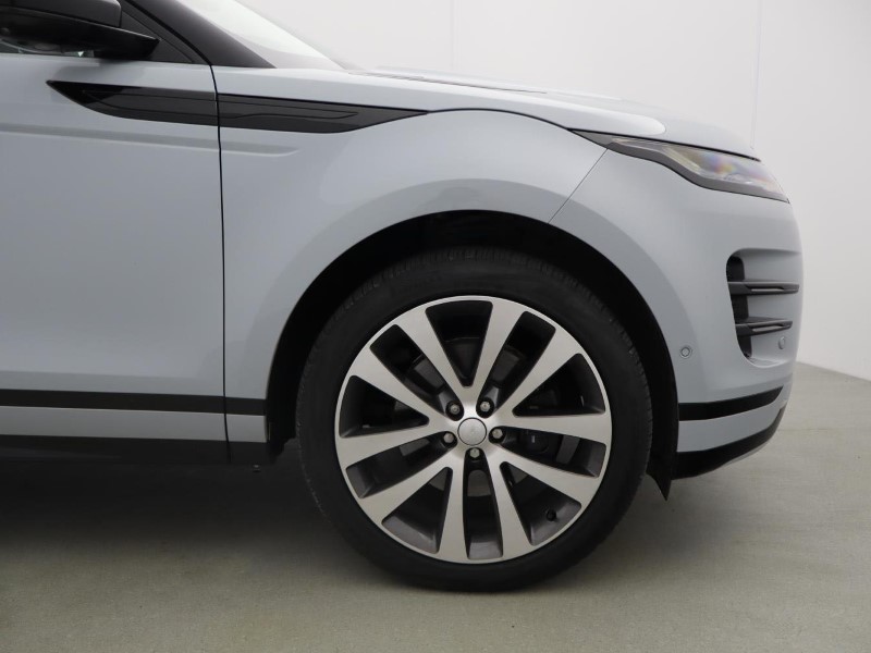 2025 (75) LAND ROVER RANGE ROVER EVOQUE 2.0 D200 Dynamic SE 5dr Auto 5564900