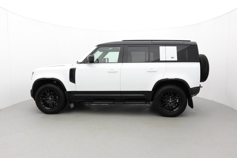 2022 (72) LAND ROVER DEFENDER 3.0 D250 X-Dynamic S 110 5dr Auto 4750914