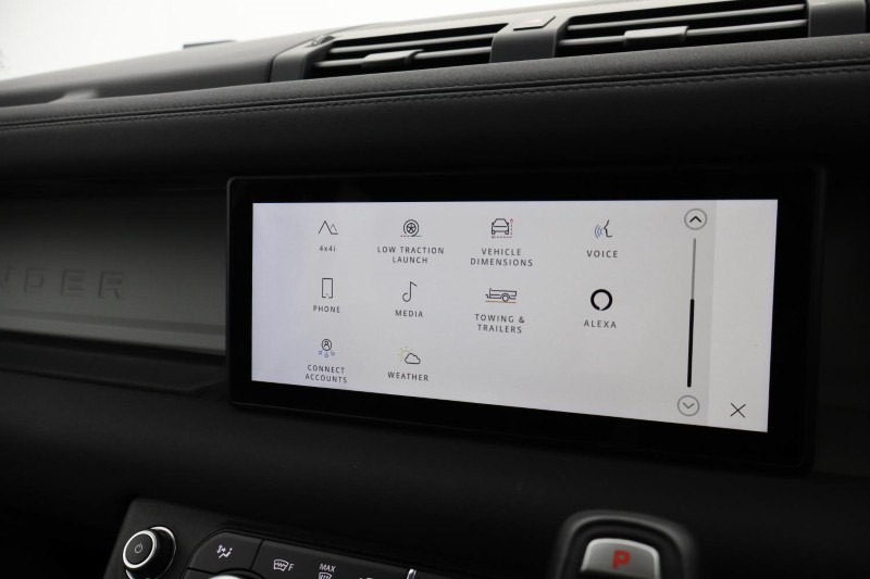 2022 (72) LAND ROVER DEFENDER 3.0 D250 X-Dynamic S 110 5dr Auto 4750959