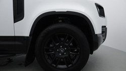 2022 (72) LAND ROVER DEFENDER 3.0 D250 X-Dynamic S 110 5dr Auto 4750979
