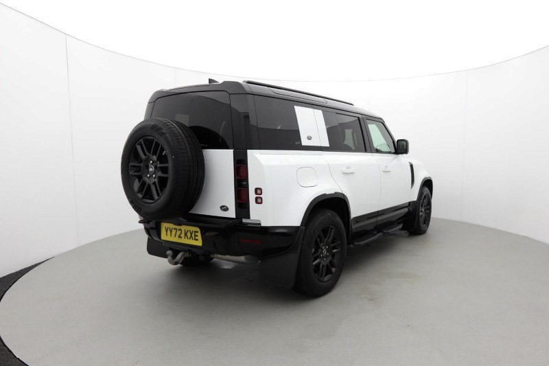 2022 (72) LAND ROVER DEFENDER 3.0 D250 X-Dynamic S 110 5dr Auto 4750915