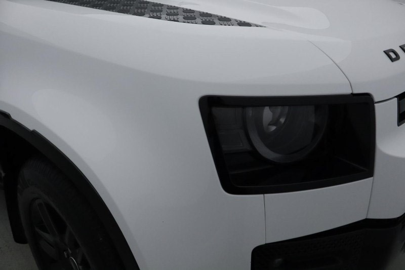 2022 (72) LAND ROVER DEFENDER 3.0 D250 X-Dynamic S 110 5dr Auto 4750980