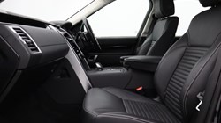 2022 (22) LAND ROVER DISCOVERY 3.0 D300 S 5dr Auto 4746886