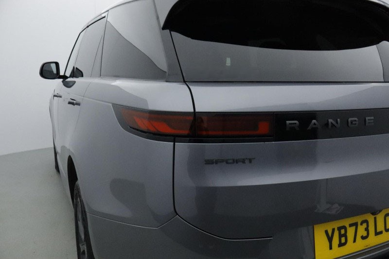 2023 (73) LAND ROVER RANGE ROVER SPORT 3.0 D300 Dynamic SE 5dr Auto 4786039