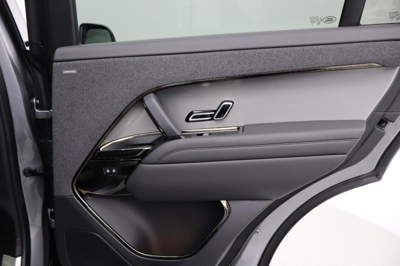 2023 (73) LAND ROVER RANGE ROVER SPORT 3.0 D300 Dynamic SE 5dr Auto 4747655