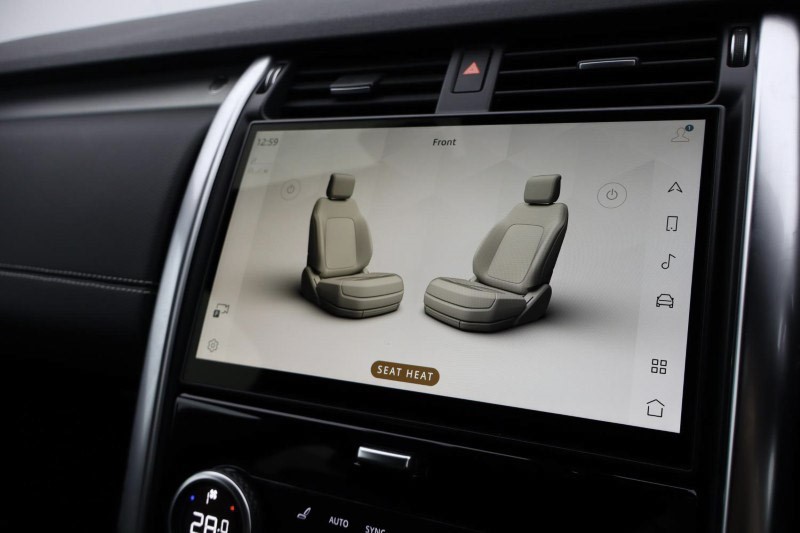 2023 (73) LAND ROVER DISCOVERY 3.0 D300 R-Dynamic HSE 5dr Auto 4736057