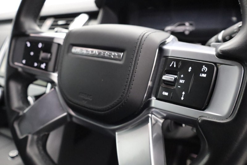 2023 (73) LAND ROVER DISCOVERY 3.0 D300 R-Dynamic HSE 5dr Auto 4736048