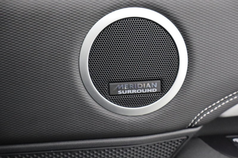 2023 (73) LAND ROVER DISCOVERY 3.0 D300 R-Dynamic HSE 5dr Auto 4736064