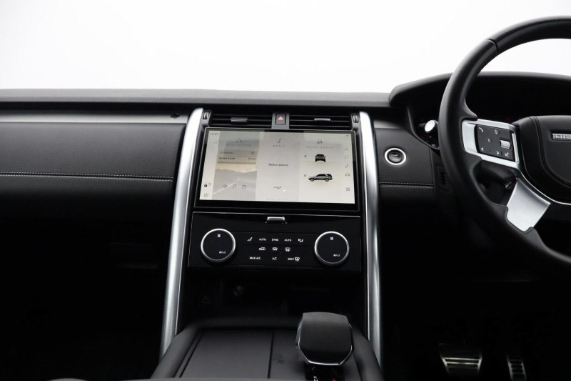 2023 (73) LAND ROVER DISCOVERY 3.0 D300 R-Dynamic HSE 5dr Auto 4736069