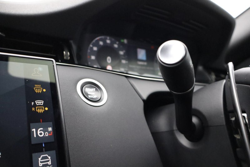 2023 (73) LAND ROVER RANGE ROVER EVOQUE 1.5 P300e Dynamic SE 5dr Auto 4750865