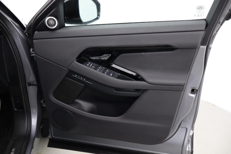 2023 (73) LAND ROVER RANGE ROVER EVOQUE 2.0 D200 Dynamic SE 5dr Auto 4748940