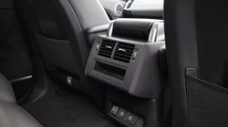 2022 (22) LAND ROVER DISCOVERY 3.0 D300 S 5dr Auto 4831331