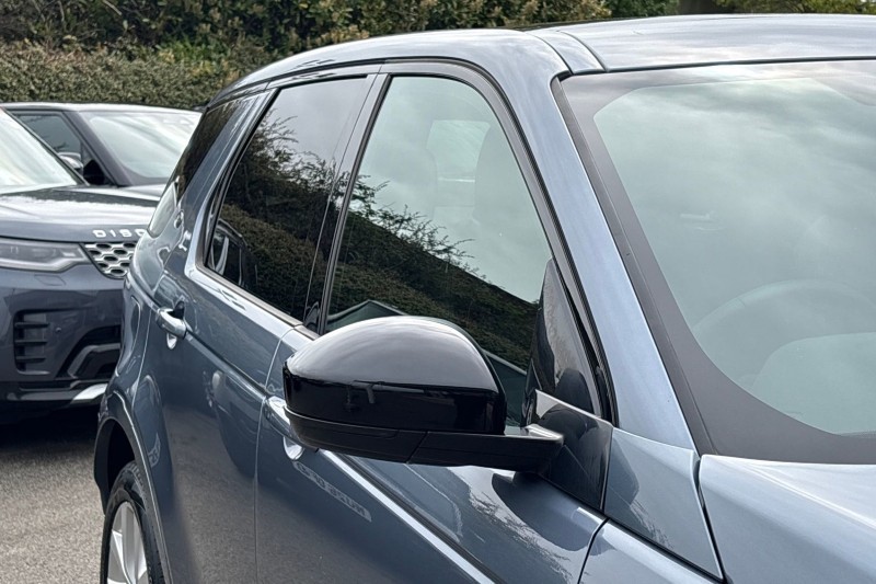 2022 (22) LAND ROVER DISCOVERY SPORT 1.5 P300e Urban Edition 5dr Auto [5 Seat] 5313425