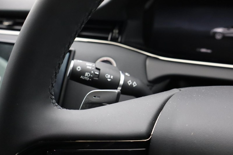 2025 (25) LAND ROVER RANGE ROVER EVOQUE 2.0 D165 S 5dr Auto 4760295