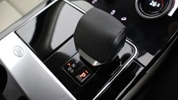 2022 (22) LAND ROVER RANGE ROVER VELAR 2.0 D200 R-Dynamic SE 5dr Auto 4815472