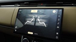 2023 (23) LAND ROVER RANGE ROVER 3.0 D300 SE 4dr Auto 4764414