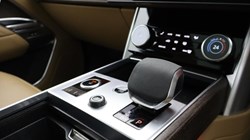 2023 (23) LAND ROVER RANGE ROVER 3.0 D300 SE 4dr Auto 4764382