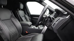 2023 (73) LAND ROVER COMMERCIAL DISCOVERY 3.0 D300 Dynamic HSE Commercial Auto 4823773