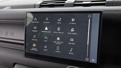 2025 (74) LAND ROVER DEFENDER 3.0 D250 X-Dynamic SE 110 5dr Auto 4820675