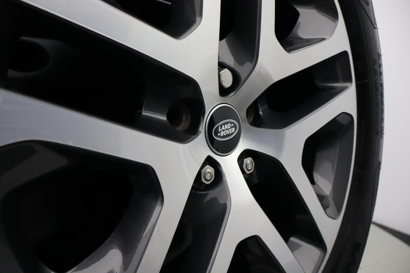 2025 (74) LAND ROVER DEFENDER 3.0 D250 X-Dynamic SE 110 5dr Auto 4820635