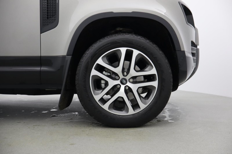 2025 (74) LAND ROVER DEFENDER 3.0 D250 X-Dynamic SE 110 5dr Auto 4820649