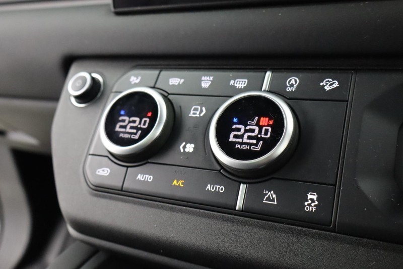 2025 (74) LAND ROVER DEFENDER 3.0 D250 X-Dynamic SE 110 5dr Auto 4820678